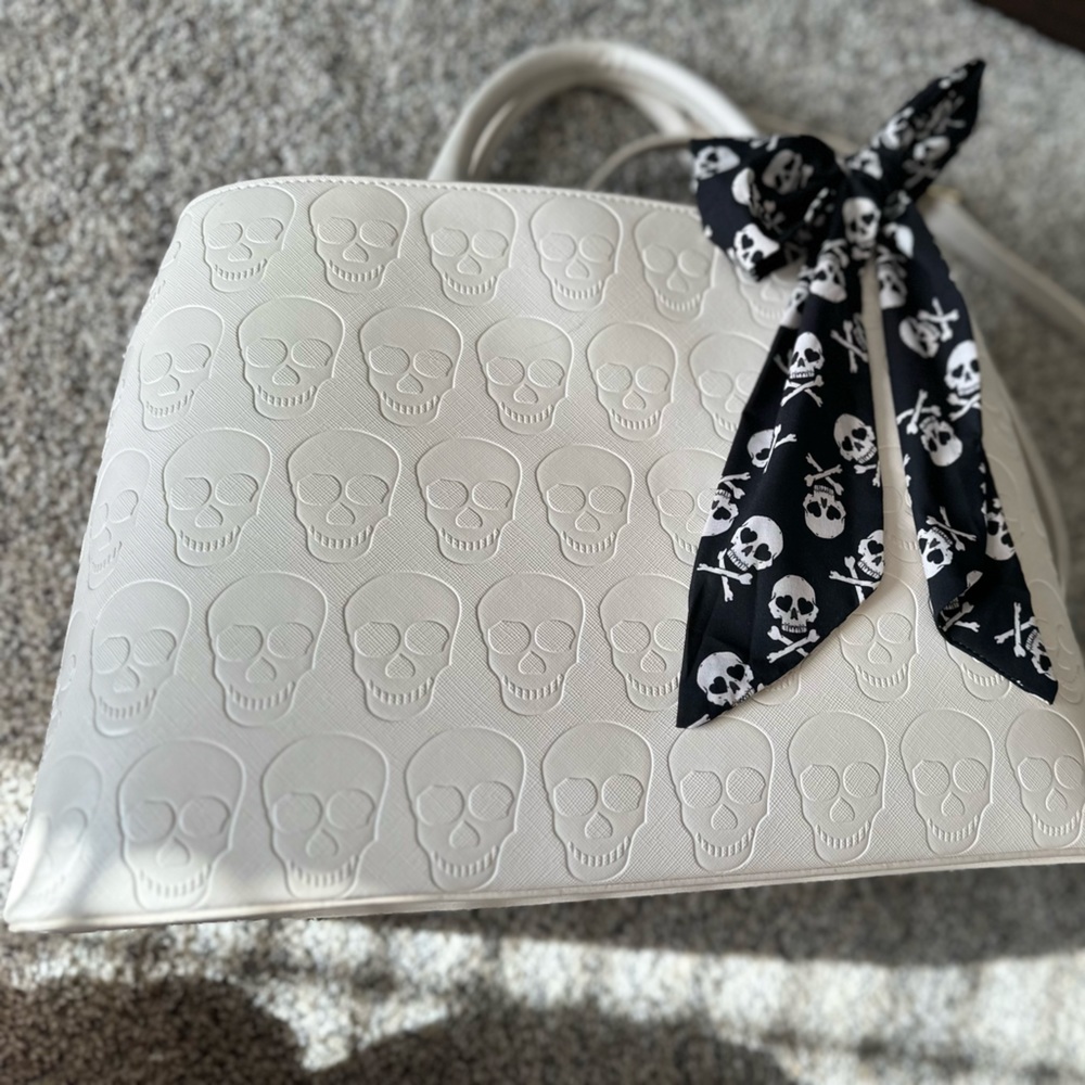 Betsey Johnson Skull bag